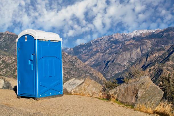 Porta potty delivery and setup in Oberlin, OH